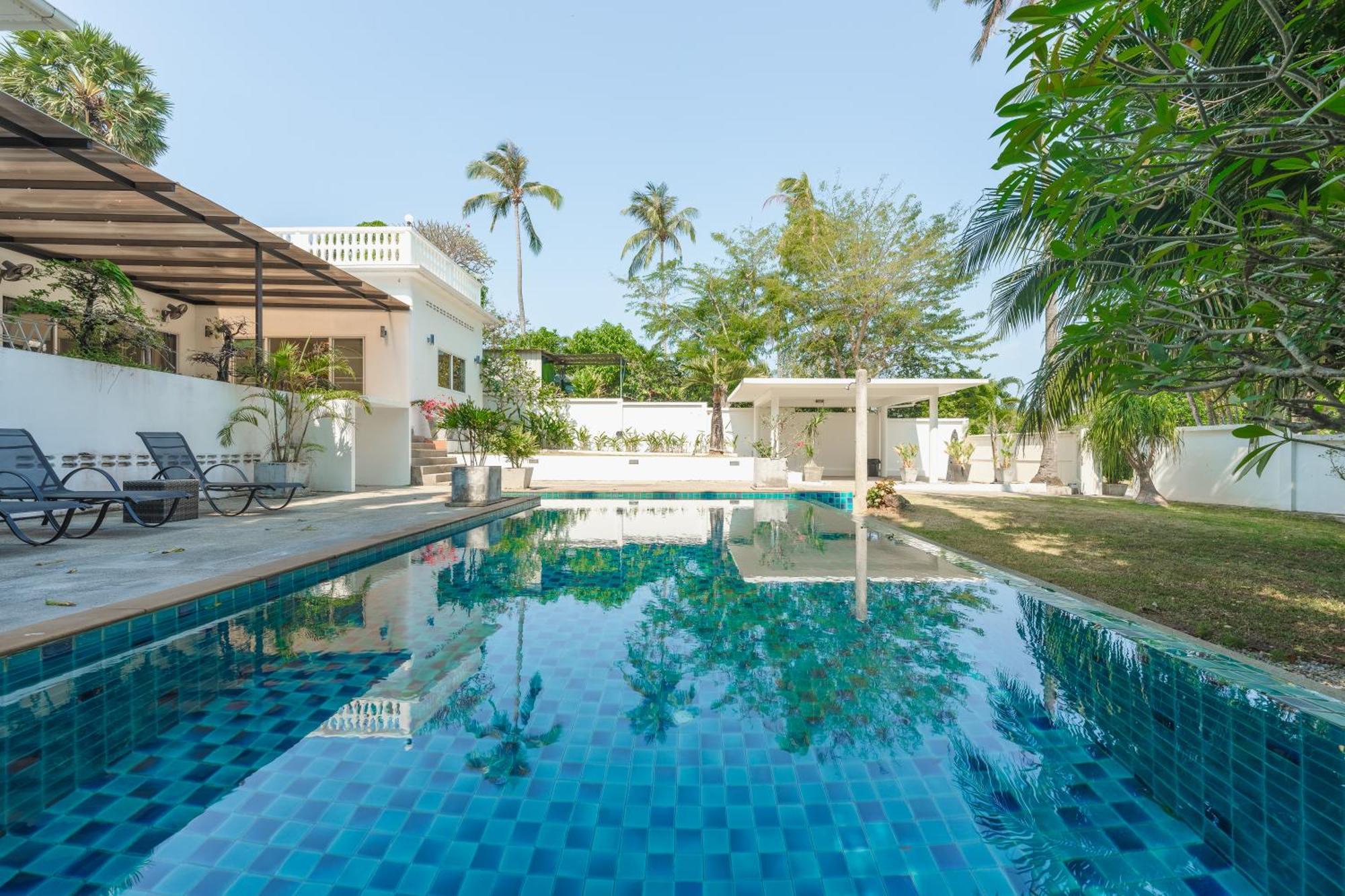 Grand 5Br Pool Villa Sea La Vie Rawai Exterior photo